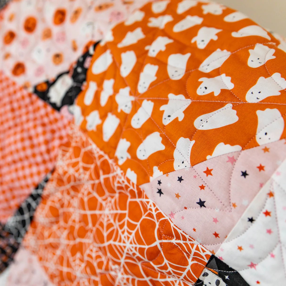 👻 The Little Haunts Quilt – Spooky & Cozy Patchwork