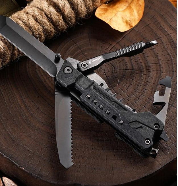 Multifunctional folding knife