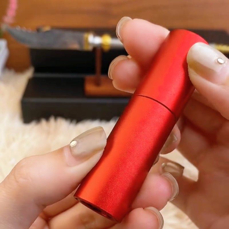New Creative Portable Flaming Red Lips Keychain Knife EDC Gadgets Keychain Pendant