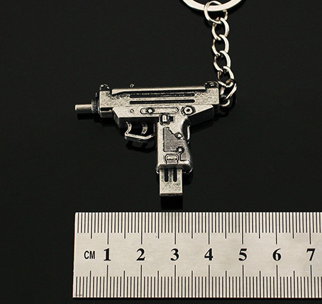 Mini Uzi Keychain-Keychain that changes magazines