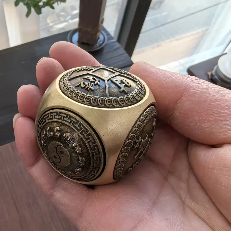 🔥Last day 50% OFF😎Brass Dice Large Fidget Spinner With 6 Sides Gift - Hand-carved