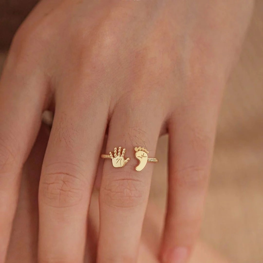 For Mother -You Are Going to Make a Wonderful Mama Baby Palm and Feet Ring