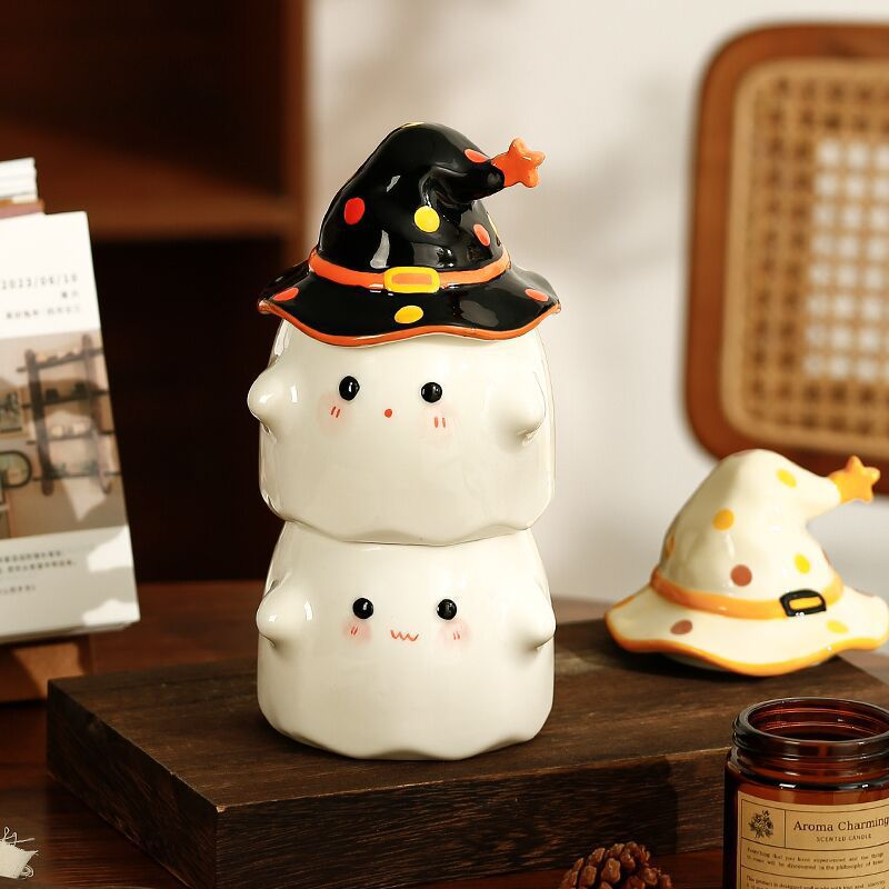 🎃👻 Creative Ghost Mug with Cute Ceramic Design and Magical Hat Lid 🎩✨