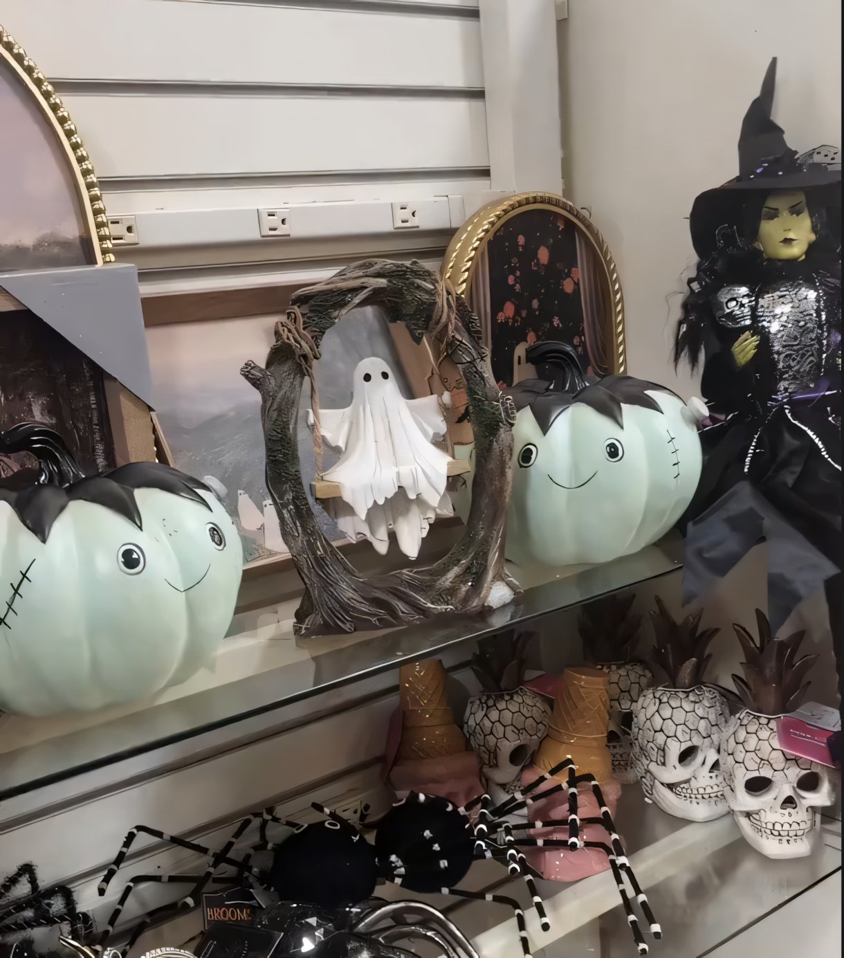 🔥Early Halloween Offer👻2025 Oncandforal®Swinging Shadows: Ghost on a Tree Swing