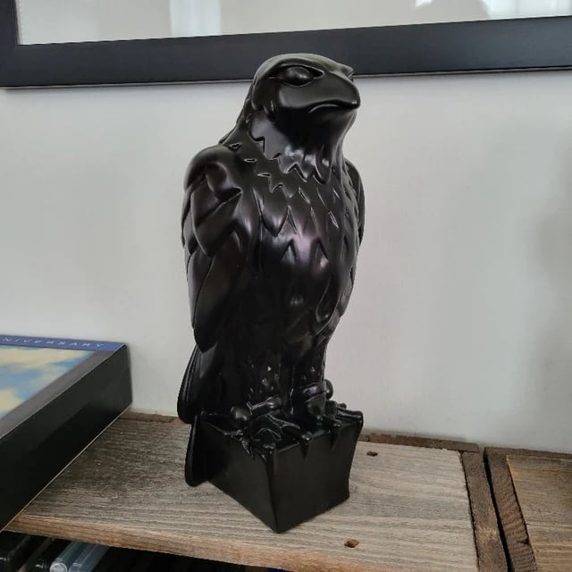 2025 New The Falcon Statue Prop