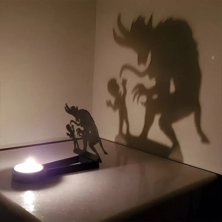 Funny Shadow Stand - Halloween Metal Candle Holder