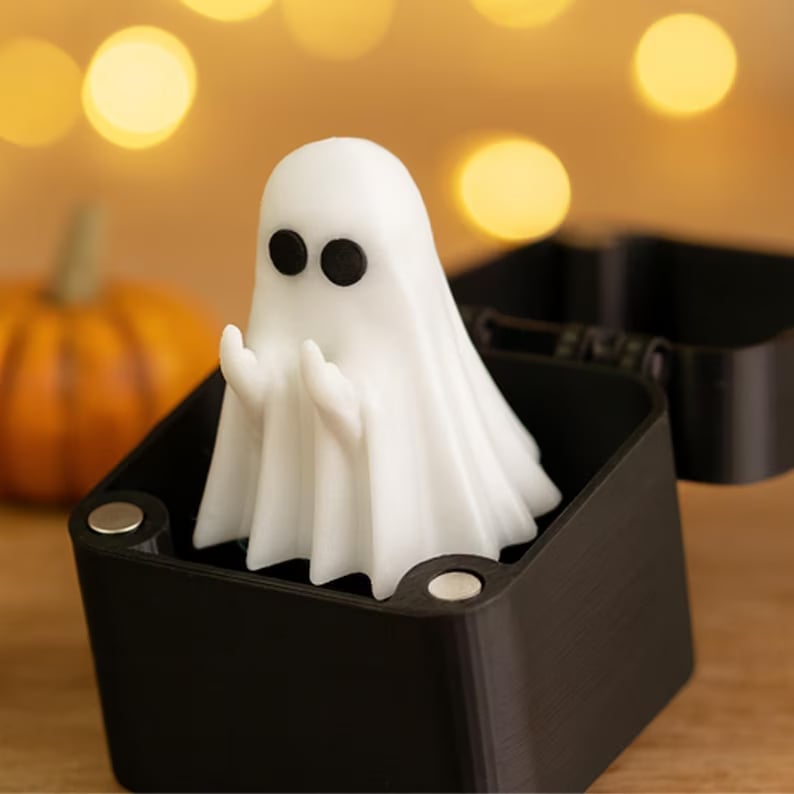 🔥🎃👻Halloween Ghost Surprise Gift Box – Spooky Mystery Treats & Fun Holiday Gift for Halloween Lovers