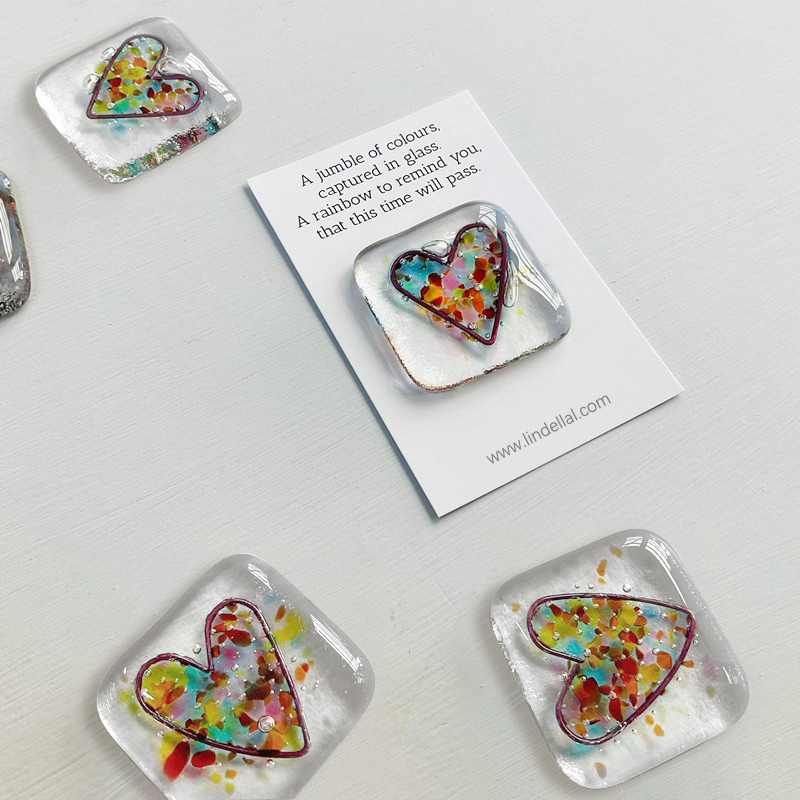 (🌲Early Christmas Sale- 49% OFF) Rainbow Fused Glass Heart Pocket Hug Token