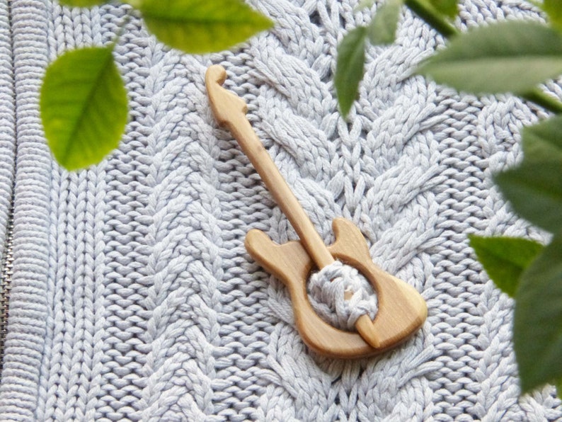 🎅Christmas-Big Sale 65%OFF-2022 Winter Hot Sale Brooch pin with wooden animal pattern (sweater clip)