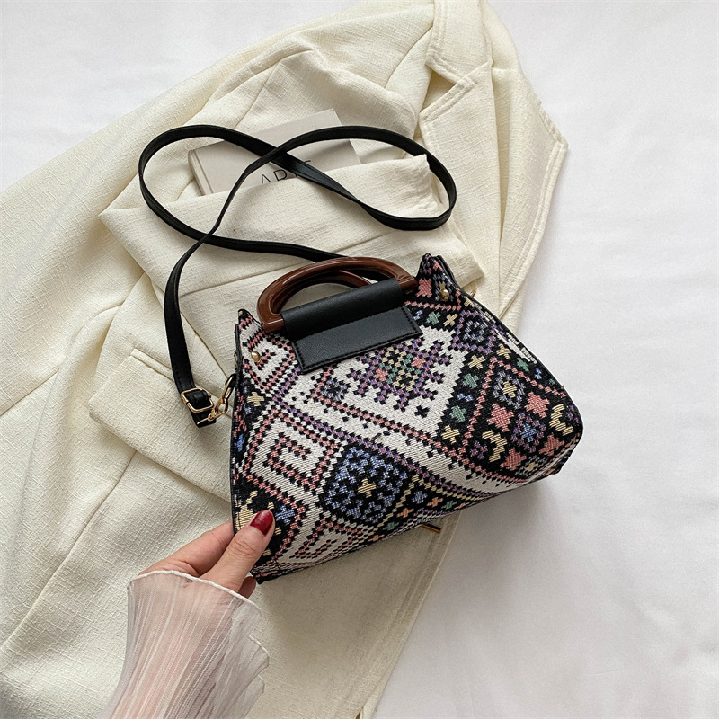 🔥Last Day 50% OFF ❤️Retro Geometric Pattern Shoulder Bag🚛BUY 2 FREE SHIPPING