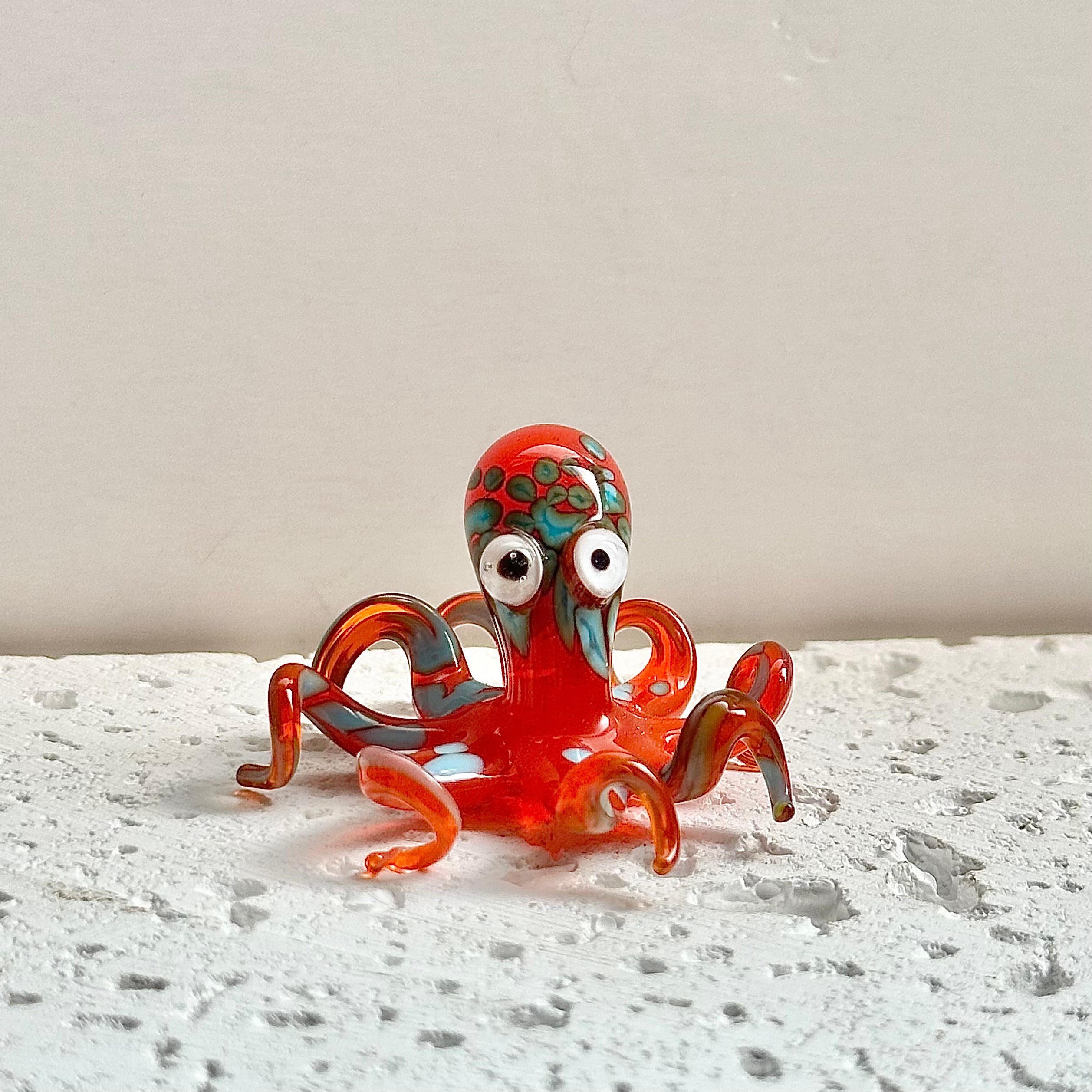 Captivating Glass Blowing Octopus Figurine(𝐂𝐡𝐚𝐝 𝐒𝐦𝐢𝐭𝐡 𝐇𝐚𝐧𝐝𝐦𝐚𝐝𝐞®)