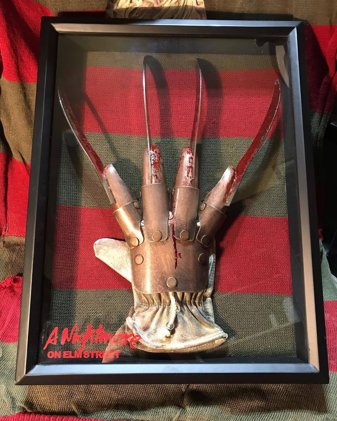 Freddy's Glove Shadow Box Display - Creepy Decor