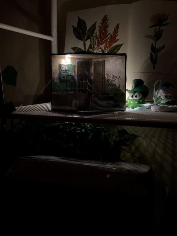 Backstairs Lightbox – Miniature Life Scene with Urban Decay & Real Glow