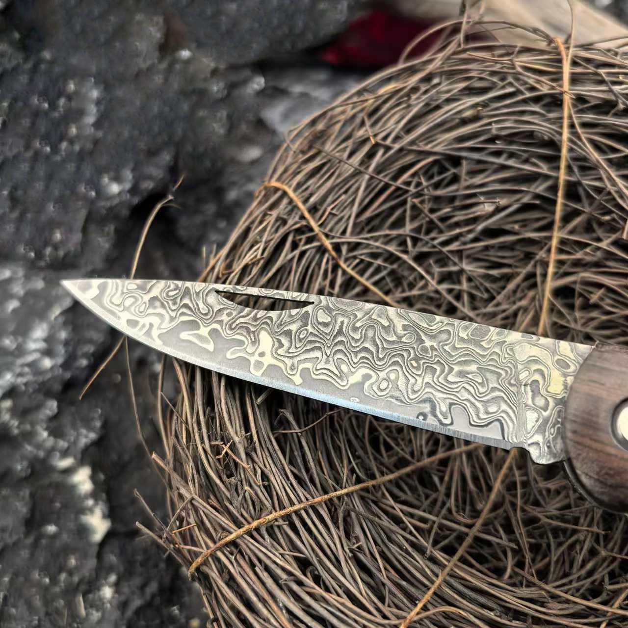 𝓔𝓭𝓰𝓮𝓑𝓸𝓻𝓷®Gold-G VG10 EDC Folding Knife