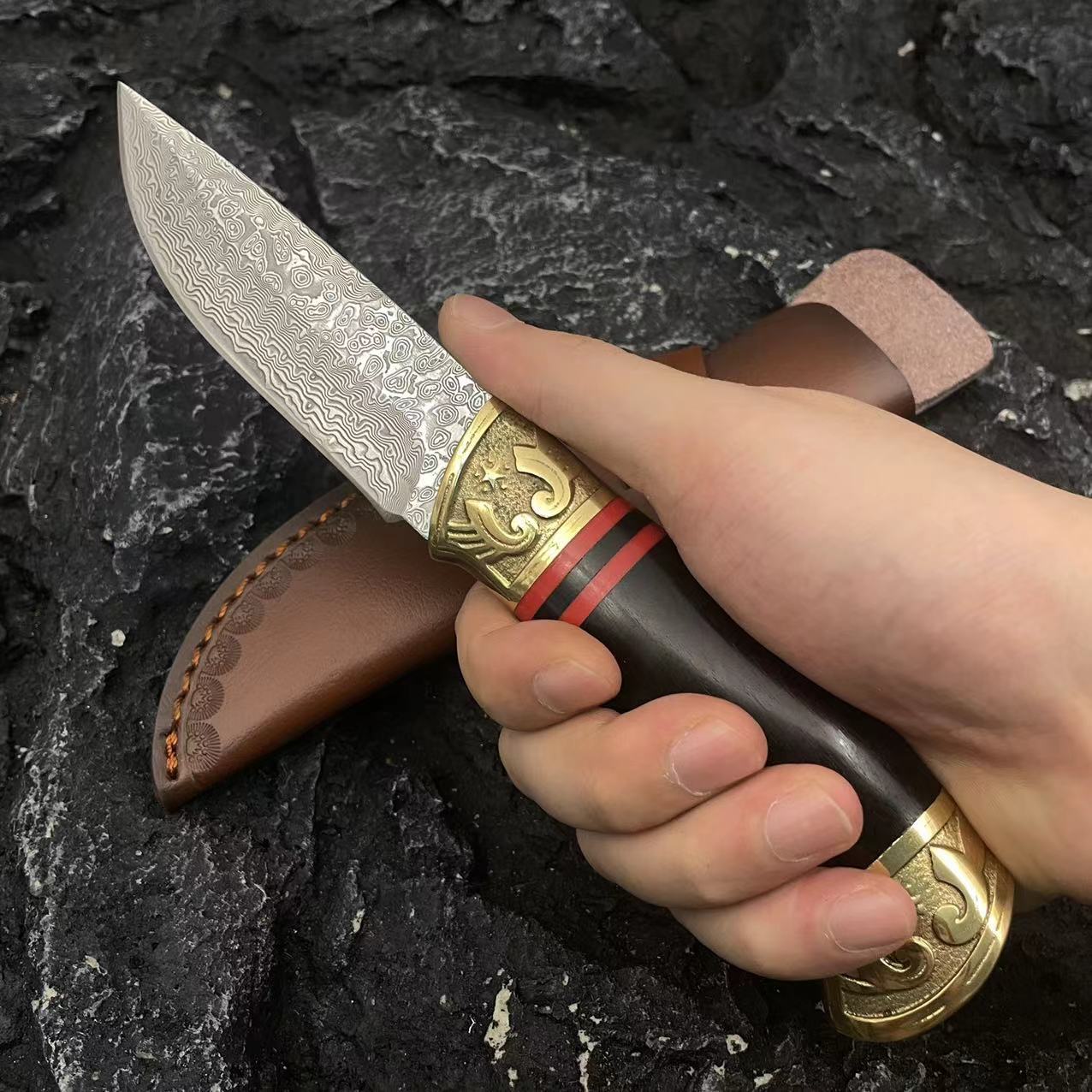 𝓔𝓭𝓰𝓮𝓑𝓸𝓻𝓷®Maple Forest Hunter Straight Knife