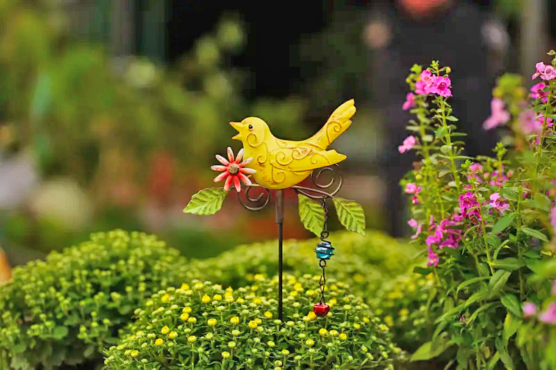 💐Handmade Colorful Metal Bird Insert Stake Wind Chime Garden Decor - 𝐀𝐧𝐝𝐲 𝐎𝐚𝐤𝐥𝐚𝐧𝐝 𝐇𝐚𝐧𝐝𝐦𝐚𝐝𝐞®