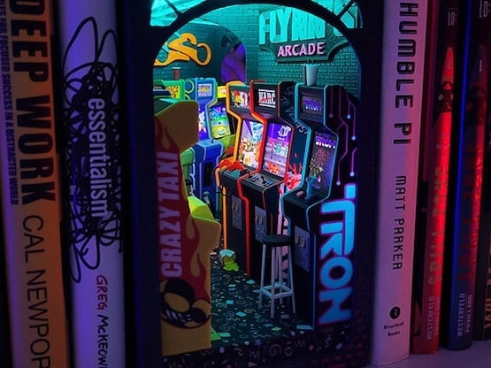 🎁2024 New Year Hot Sale🎁Flynn's Arcade Themed Booknook