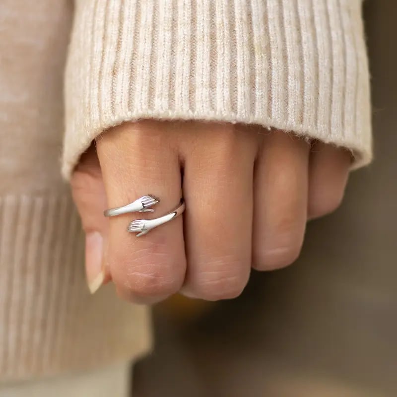 🔥Letzter Tag Verkauf 49% Rabatt💖 Umarmungsring – Ein Symbol der Liebe und des Schutzes