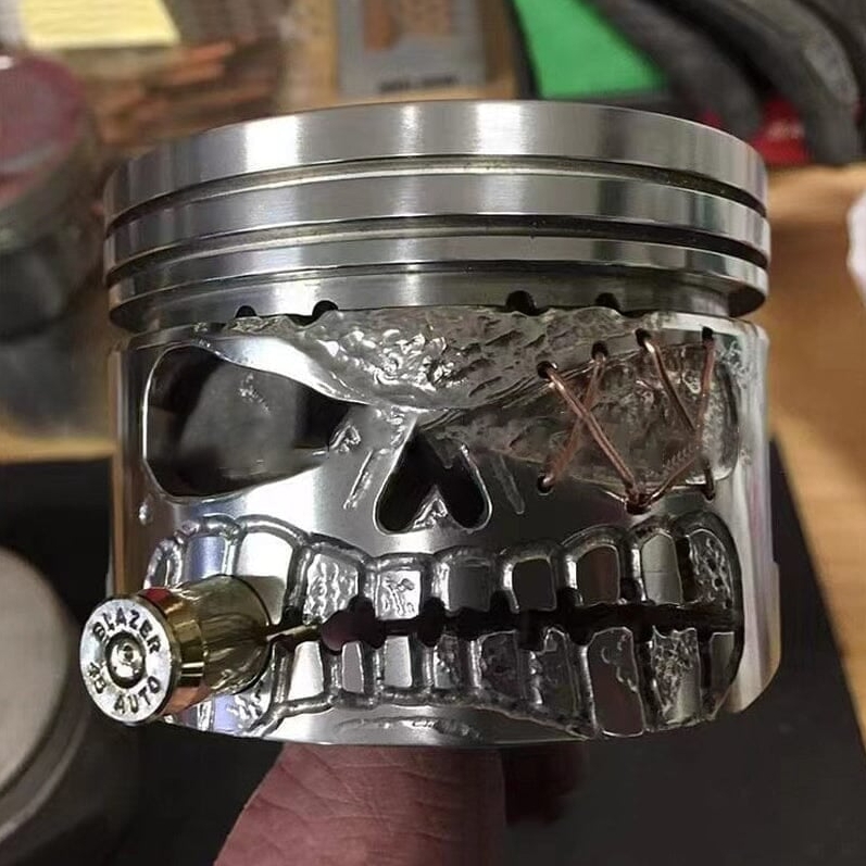 (🎄Christmas Promotion - 50% OFF🎄)Handmade Piston Skull Face Sculpture