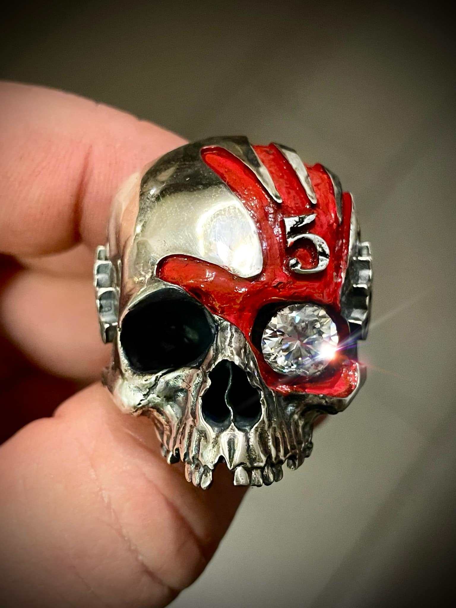 👊🏻💀👊🏻Five Finger Death Punch Skull Ring