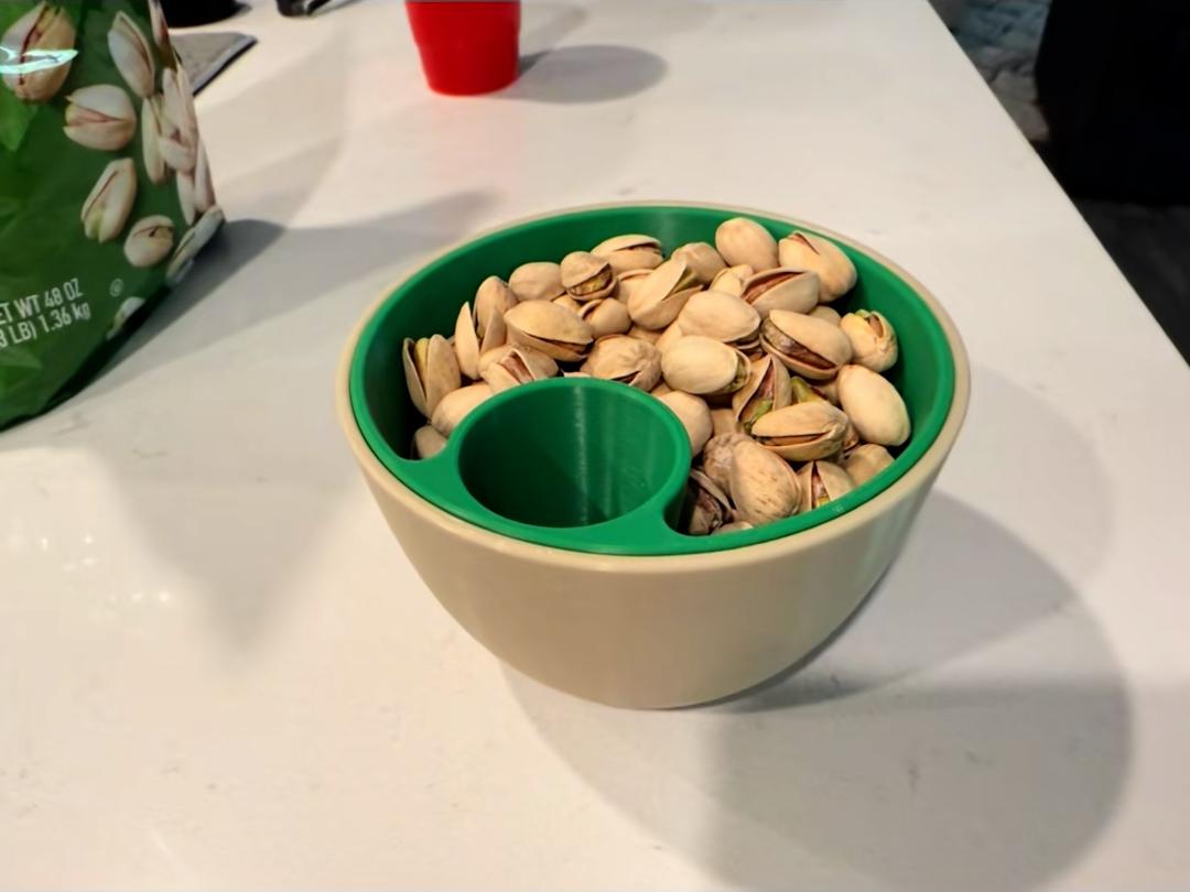 Snack Bowl with Shell Slot