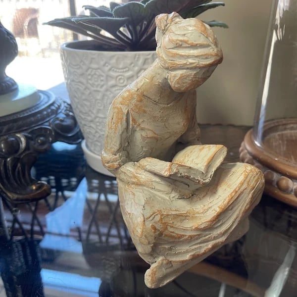 🎁2024 New Year Hot Sale🎁🎄Sweet Hour of Prayer, beautiful hand cast inspirational sculpture of woman praying