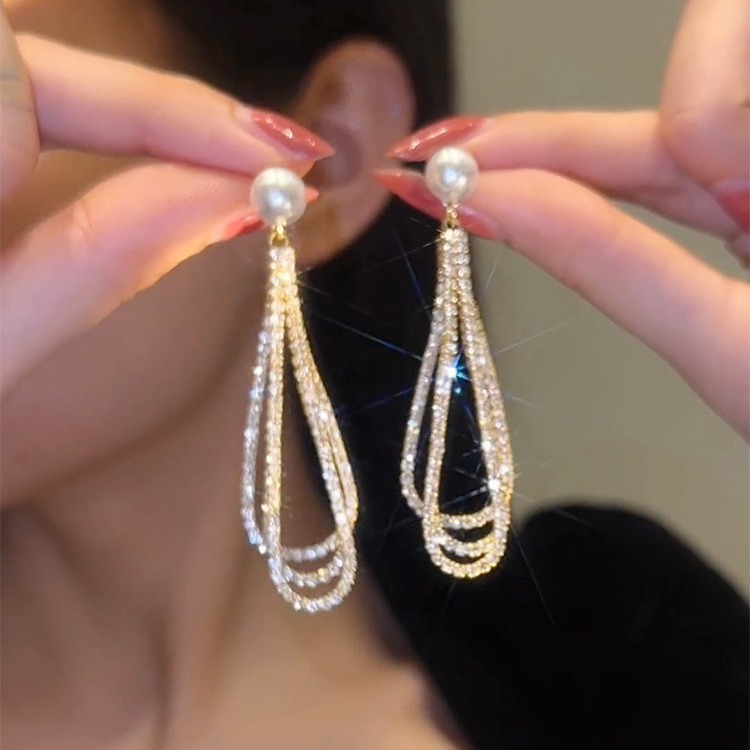 Pearl Tassel Elegant Earrings