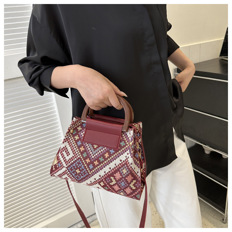 🔥Last Day 50% OFF ❤️Retro Geometric Pattern Shoulder Bag🚛BUY 2 FREE SHIPPING