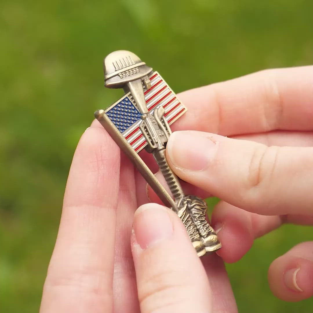 Fallen Soldier USA Memorial Pin