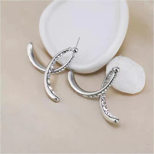 (Christmas Hot Sale- 49% OFF) Cross Curved Earrings✨- Buy 2 Free Shipping