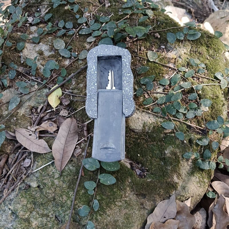 Hide Key Lock Box For Outside - Key Fake Rock