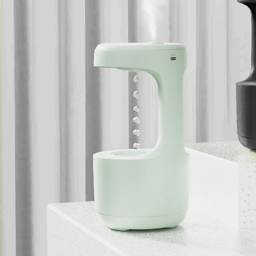 Anti-gravity humidifier