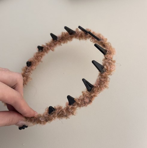 50% OFF-Large Teeth Head Hoop