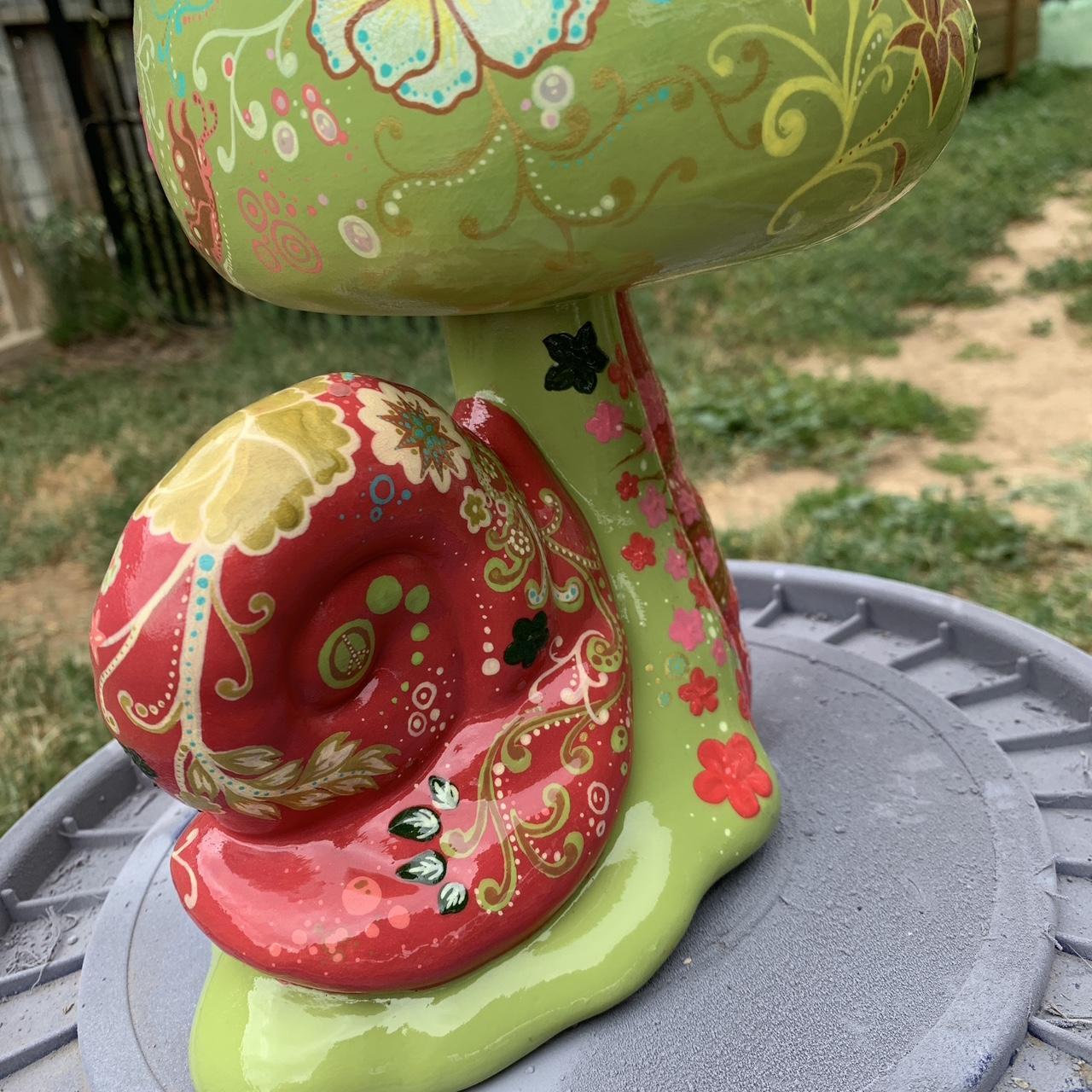 Psychedelic Peace Snail