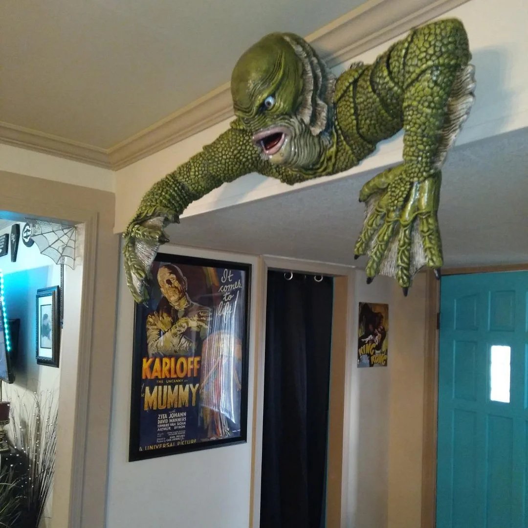 🔥 Last Day 49% OFF🔥 - Creature from the Black Lagoon Grave Walker Statue