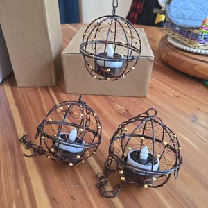 Solar Light Hanging Lanterns, Waterproof Decorative Outdoor Hanging Light for Garden Patio, Tree Lights, Yard Lights, Gifts for Mom