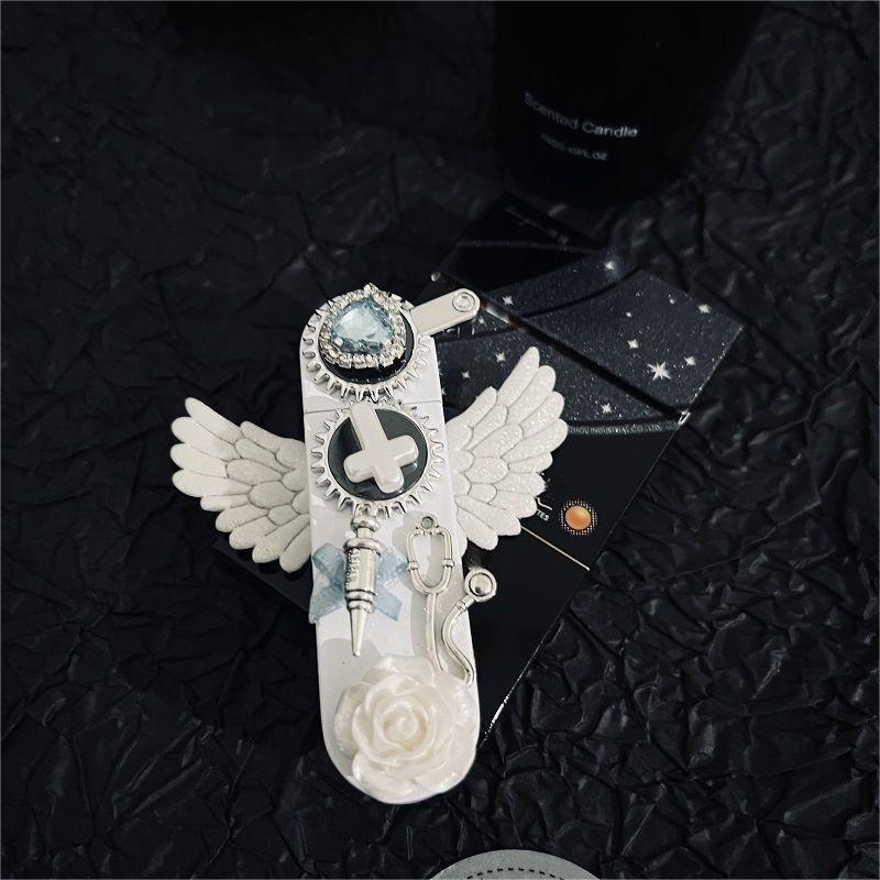 💗Exclusive Summer Sale 50% OFF - 🧚‍♀️Angel Wings Pure White Gear Windproof Straight Flame Lighter