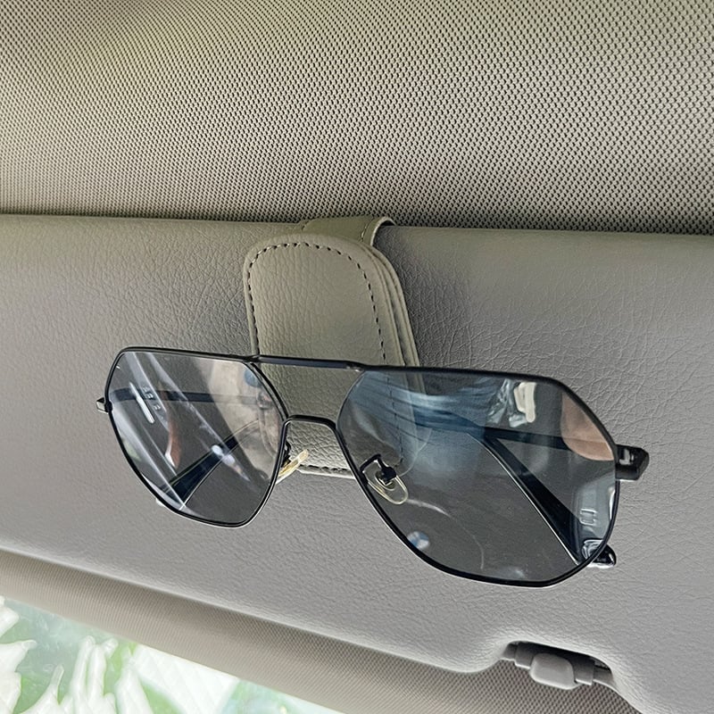 Last Day Promotion - 🔥Car sun visor glasses clip⚡