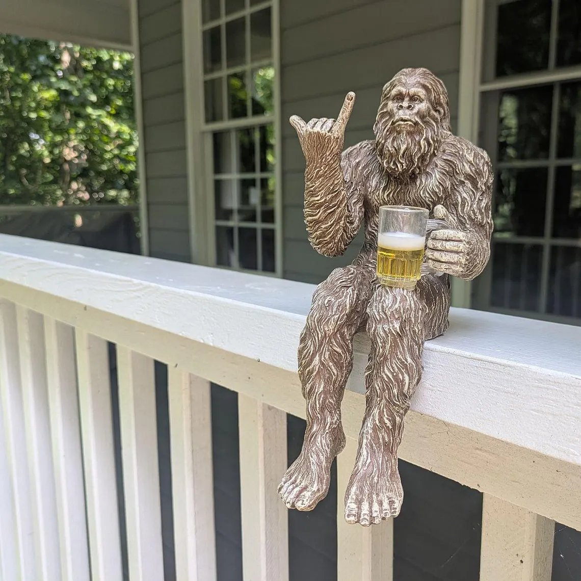 🔥Last Day 49% OFF-🦍🍺Party Bigfoot Sasquatch Yeti Statue Drinking Beer🤣