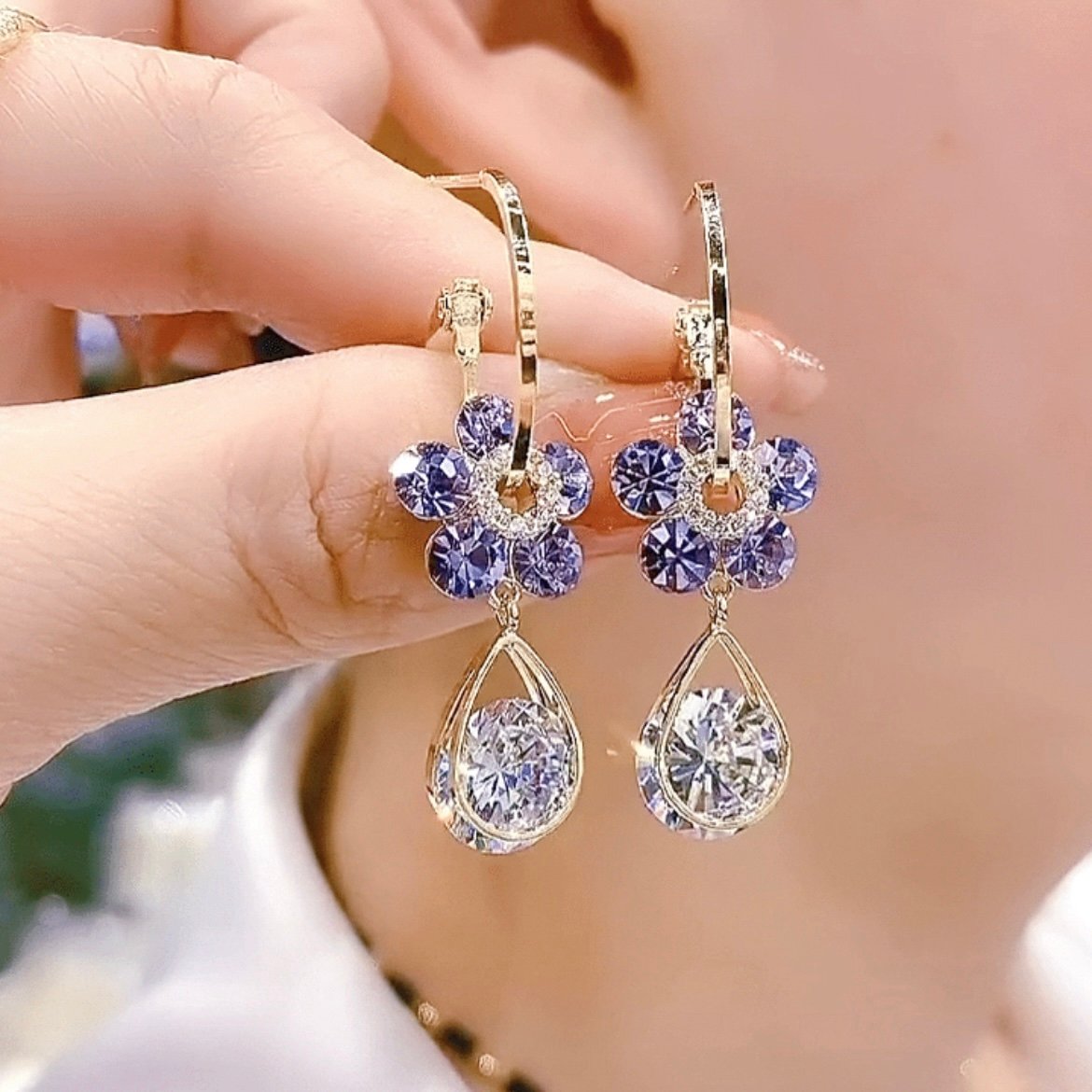 (⏰LAST DAY SALE--49% OFF)Fashion Flower Crystal Earrings-Buy 2 Get 1 Free Today