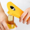 🍾Multifunctional and easy to use 5 in 1 glass opener