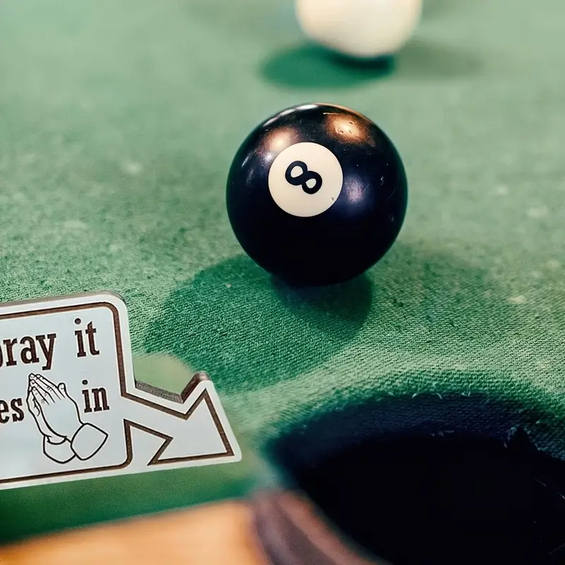 Fun 8 ball pocket markers