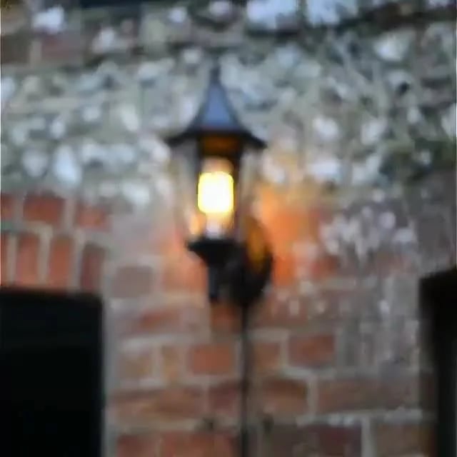 🔥LED Flame Light Bulb With Gravity Sensing Effect &