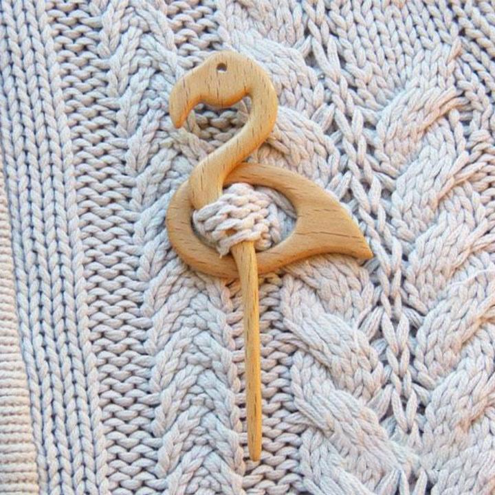 🔥LAST DAY 50% OFF🔥Brooch pin with wooden animal pattern (sweater clip)