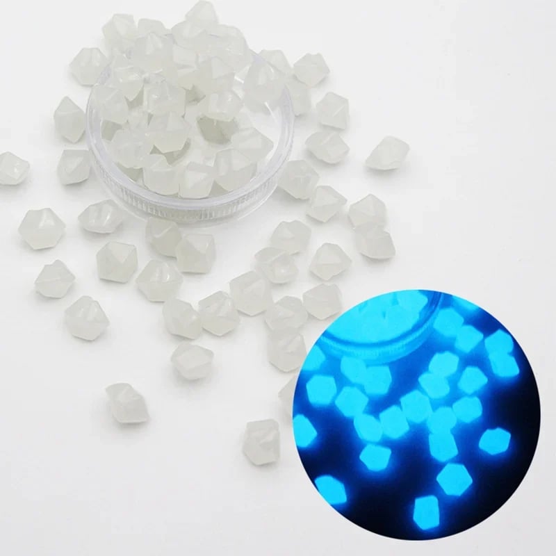 🍀2023-Christmas Hot Sale🔥Glowing Garden Pebbles