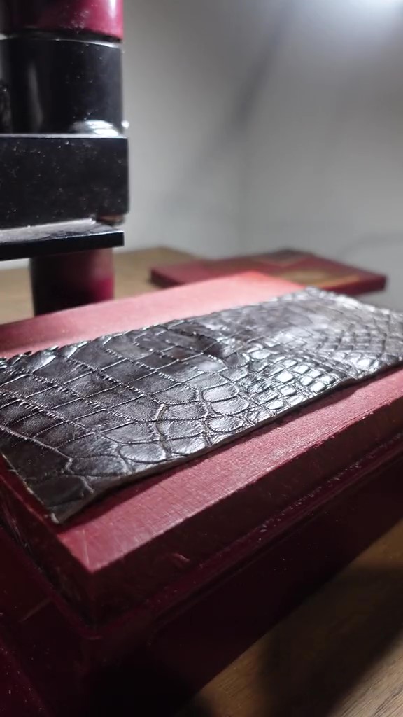 (🔥Early Christmas Sale - 49% OFF)Handmade Genuine Alligator Pattern Mississippiensis Wallet