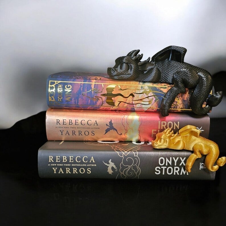 🔥🔥2025 Mother's Day Gift 49% Off--📚3D Printing Sleeping Bookshelf Dragon