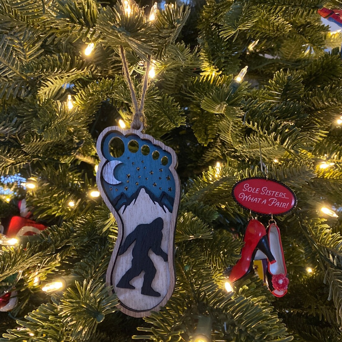 🦶Bigfoot Christmas Tree Ornament