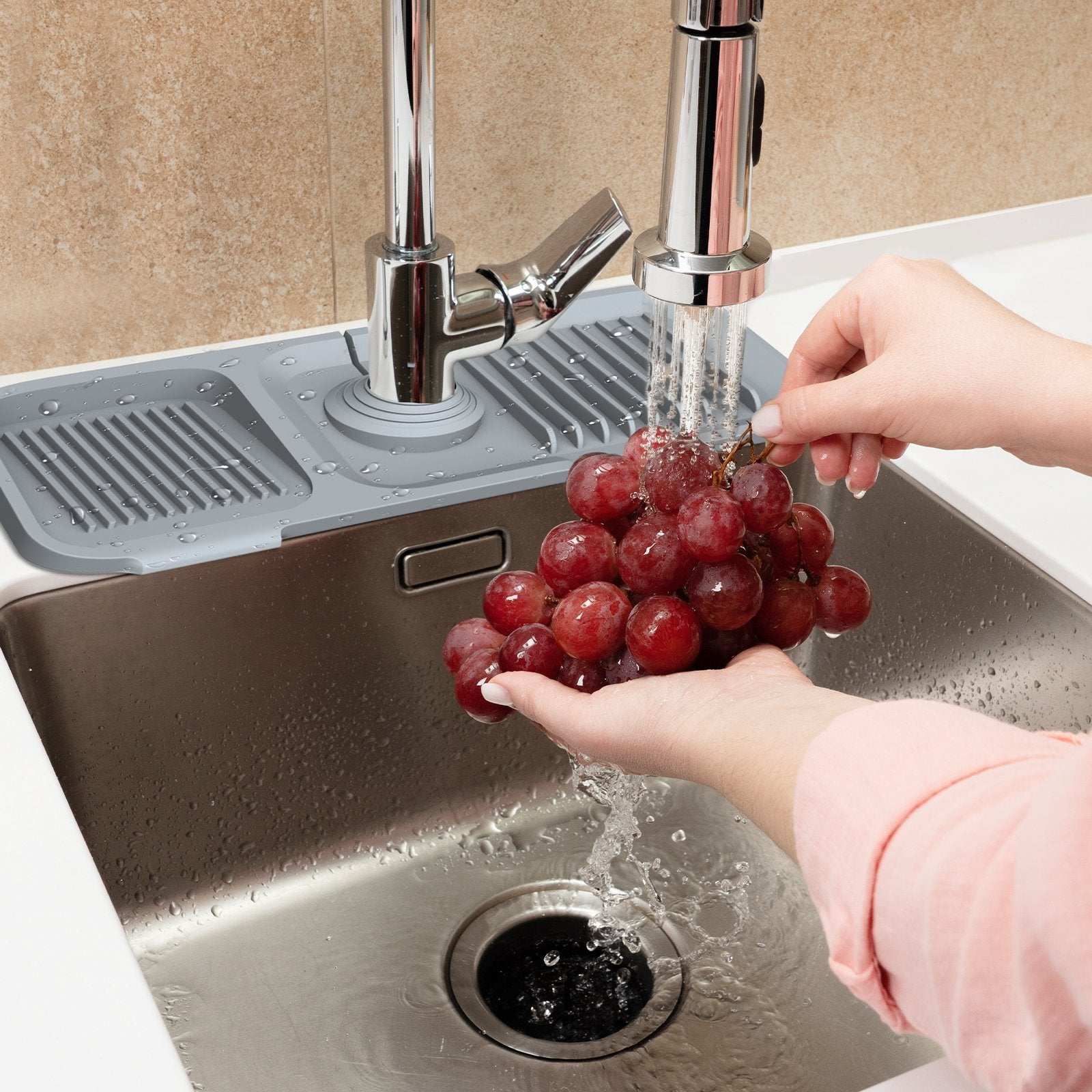 🔥Last Day Promotion 50% OFF🔥 Kitchen Sink Silicone Splash Guard