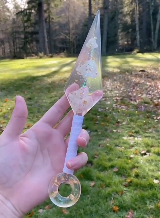 Handmade resin Kunai